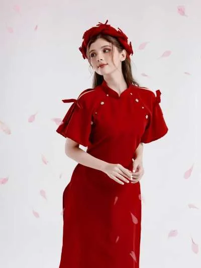 Áo dài Aguja đỏ đính ngọc M